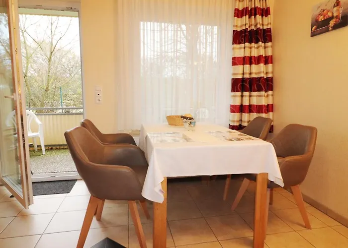 Haus Am Kurpark 1 *